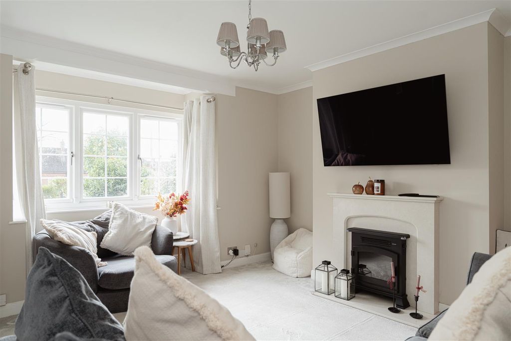 Property photo 2 of 17 1.Jpg