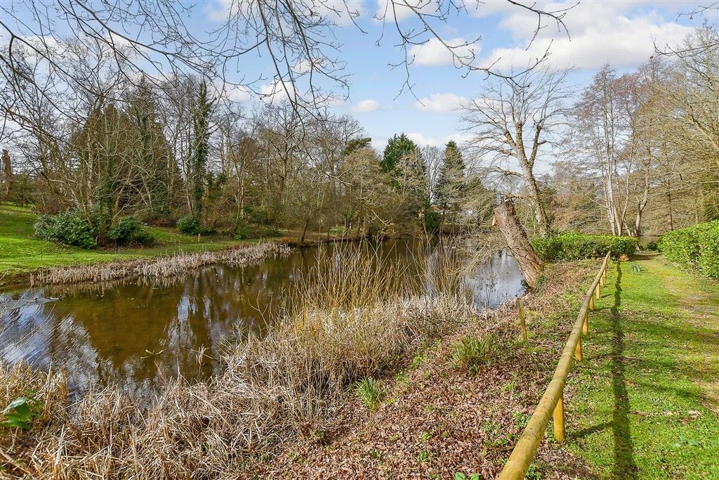 Property photo 2 of 13 External Feature