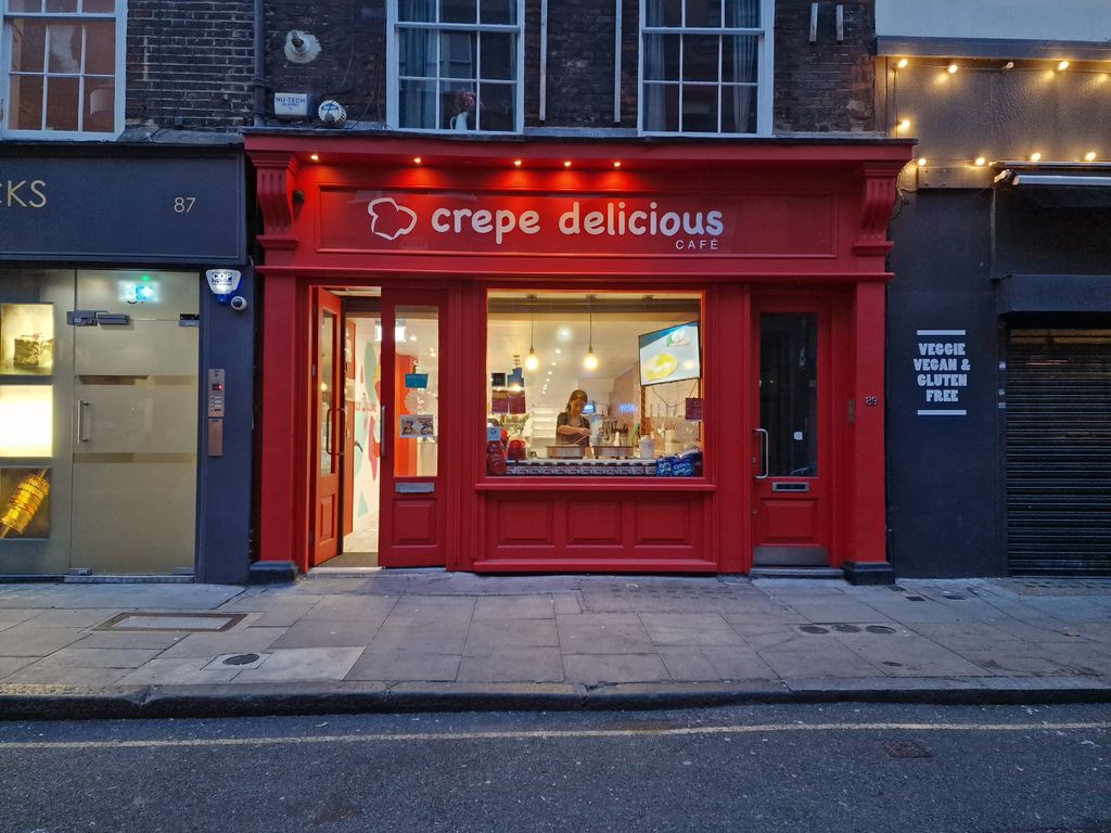 Property photo 1 of 6 Shop Front