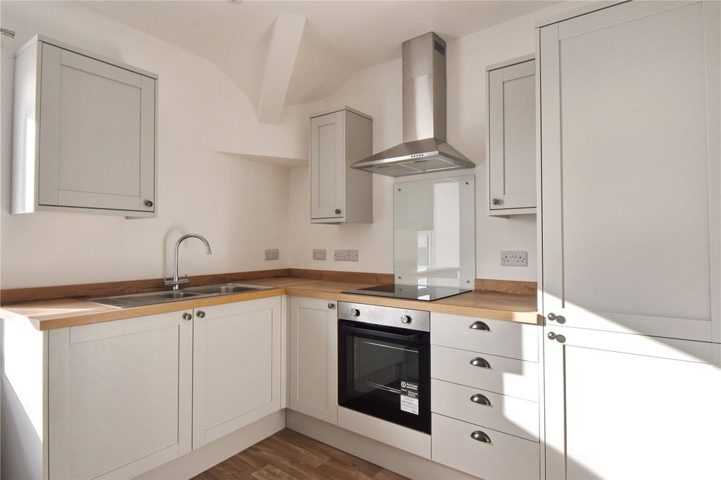 Property photo 2 of 9 Picture No. 03