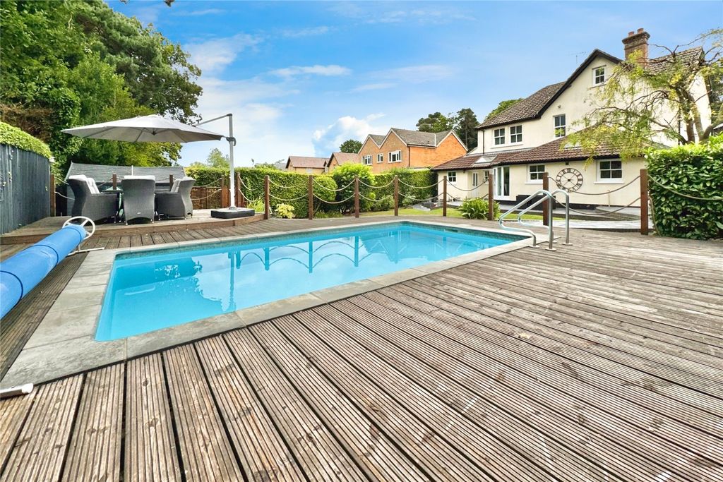 Property photo 2 of 29 Picture No. 65