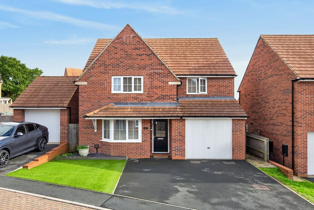 Property photo 1 of 39