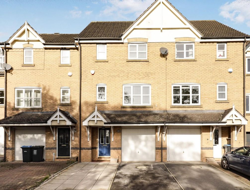 Property photo 1 of 16 Front.Jpg