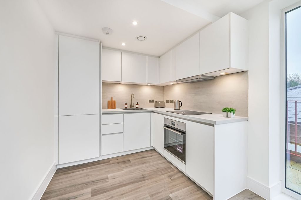 Property photo 3 of 7 Picture No. 06