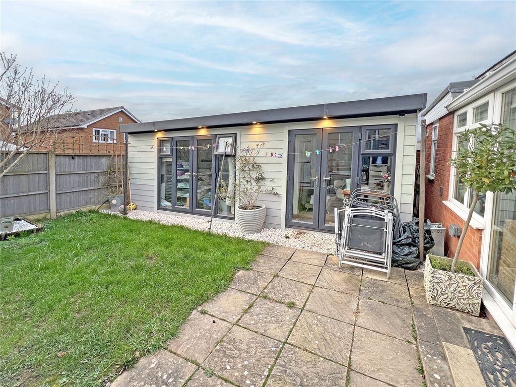 Property photo 3 of 19 Picture No. 09