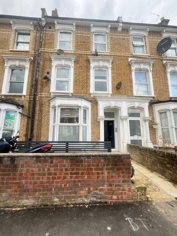 Property photo 1 of 6 1