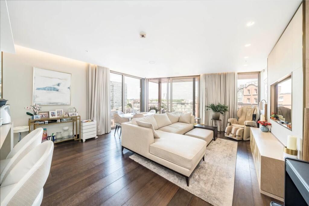 Property photo 1 of 26