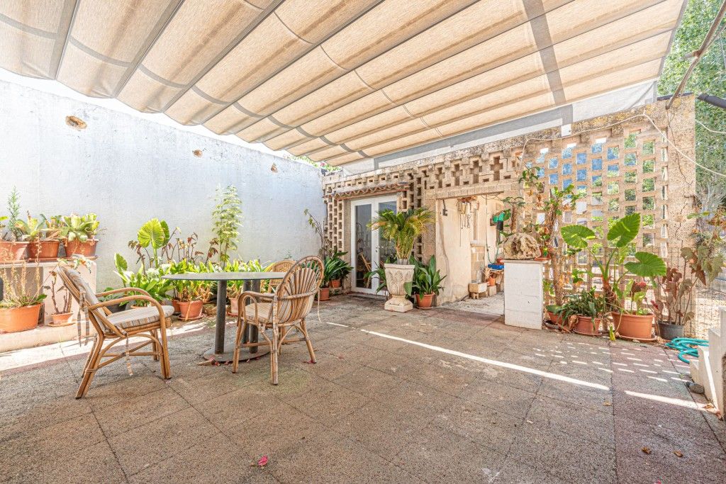 Property photo 2 of 19 Patio - Terrace (1)