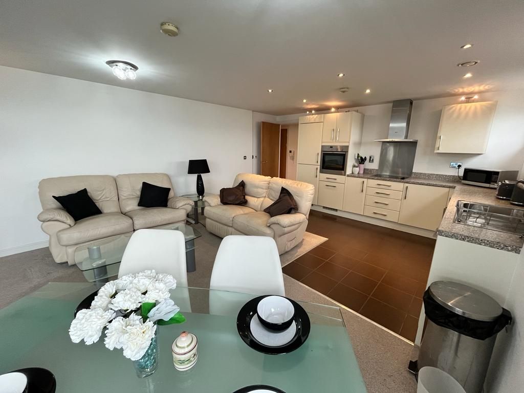 Property photo 3 of 19