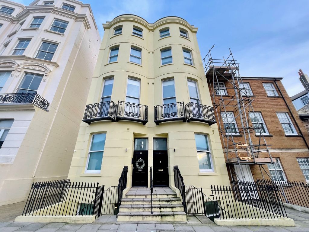 Property photo 1 of 12 1