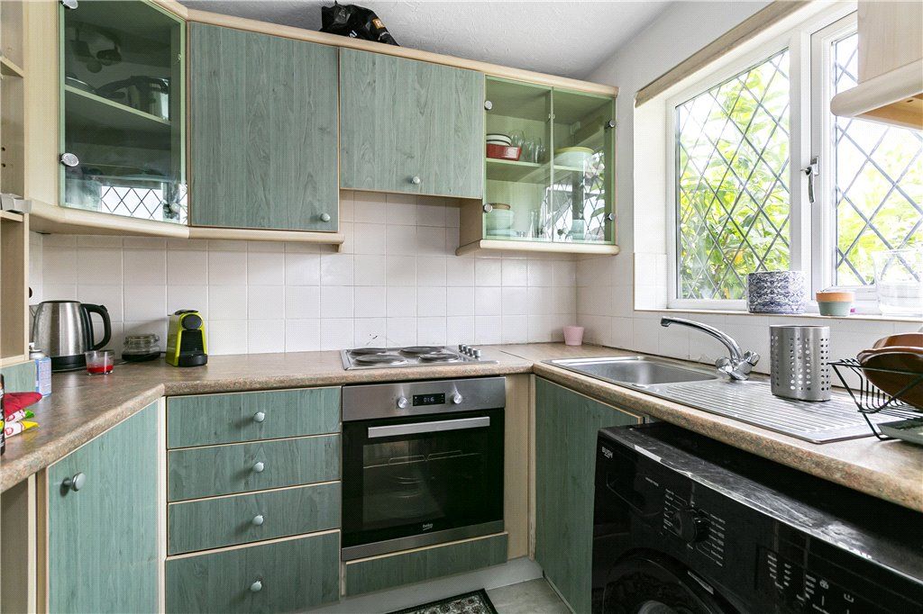 Property photo 3 of 15 Kitchen