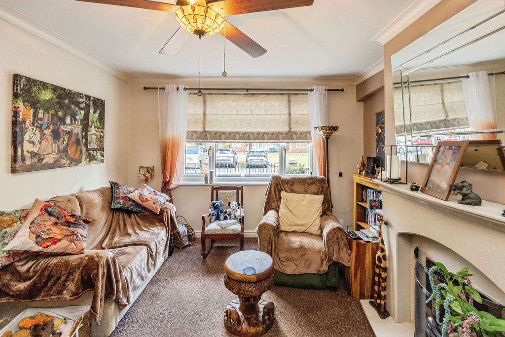 Property photo 3 of 14 Pbox-Img.Jpg