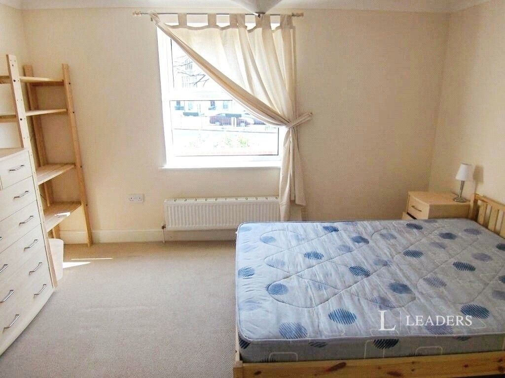 Property photo 3 of 7 Pbox-Img.Jpg