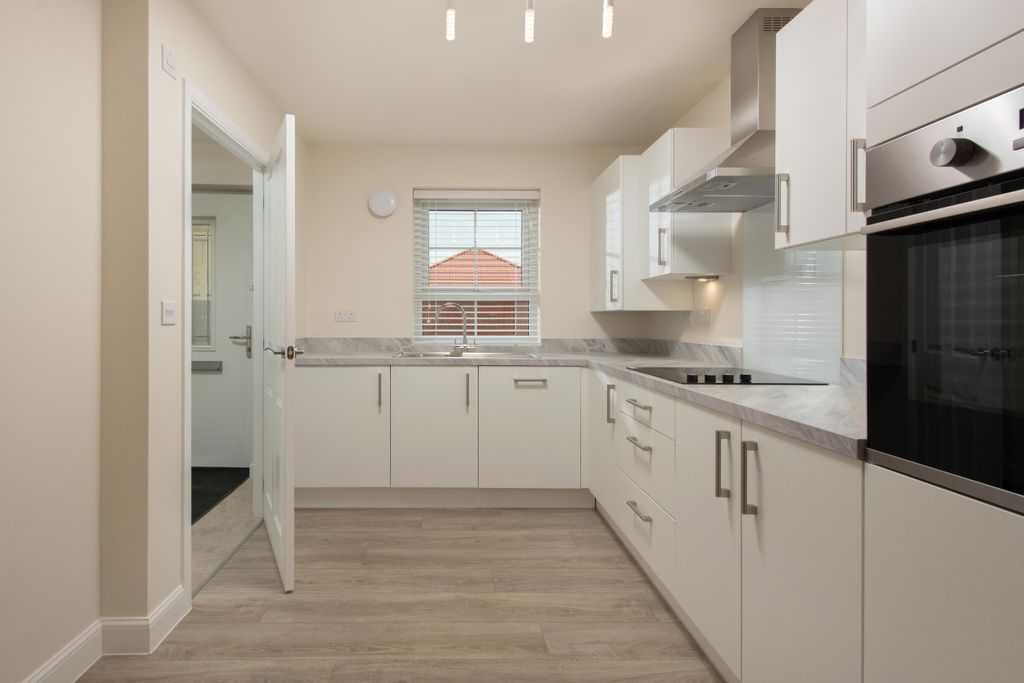 Property photo 2 of 6