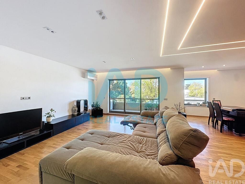 Property photo 1 of 26
