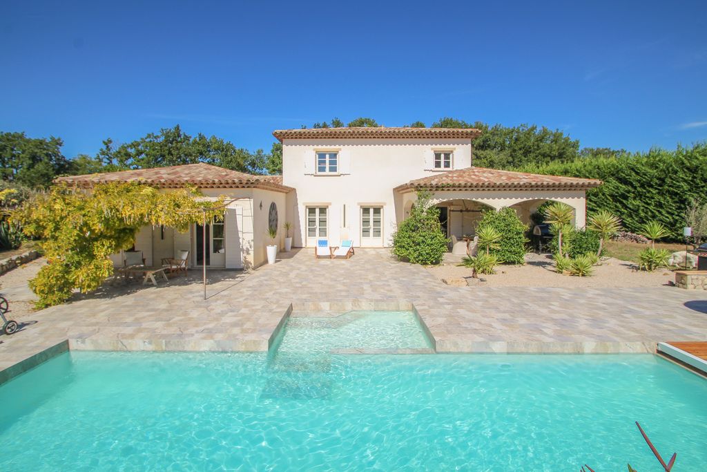 Property photo 1 of 27