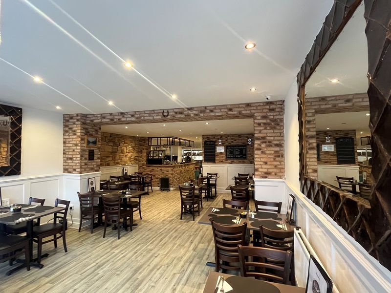 Property photo 2 of 14 Photo 4