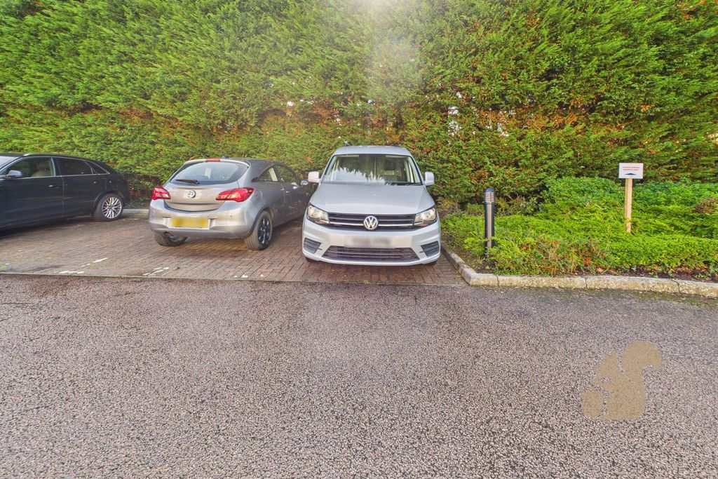 Property photo 3 of 15 Cam01659G0-Pr0579-Still028.Jpg