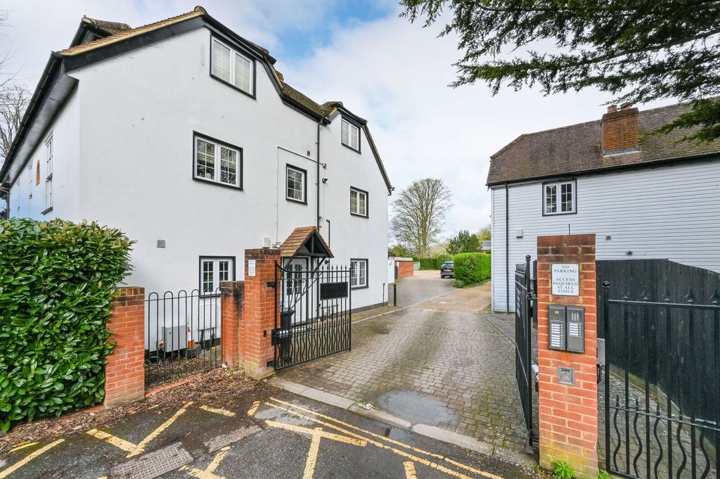 Additional image 21 of 3 bed flat for saleBoulters Lock Island, Maidenhead SL6