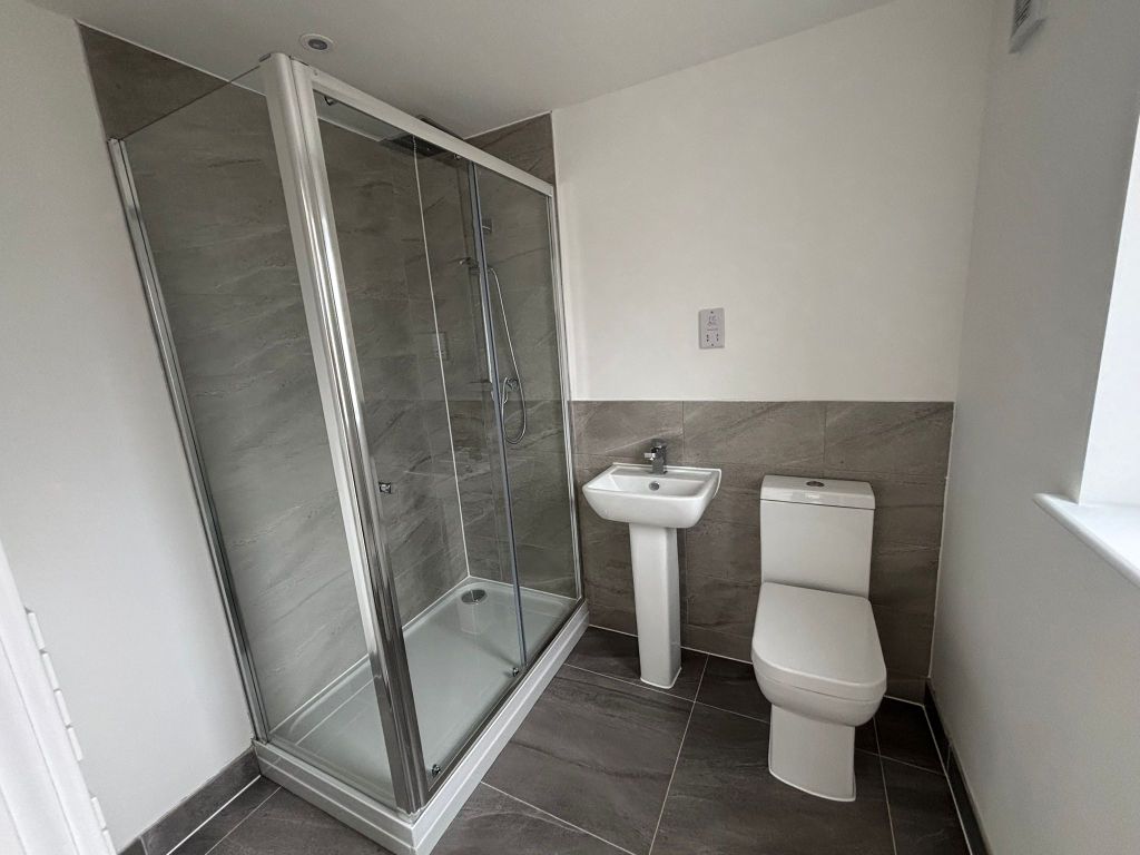 Property photo 3 of 17 Image