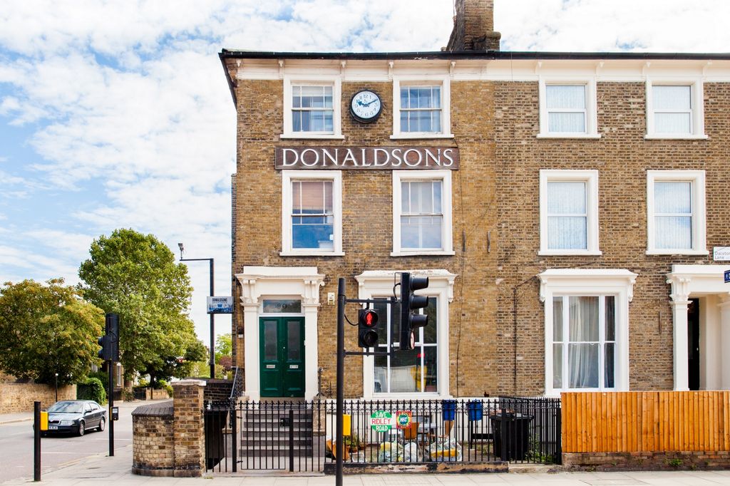 Property photo 1 of 12 Photo 1