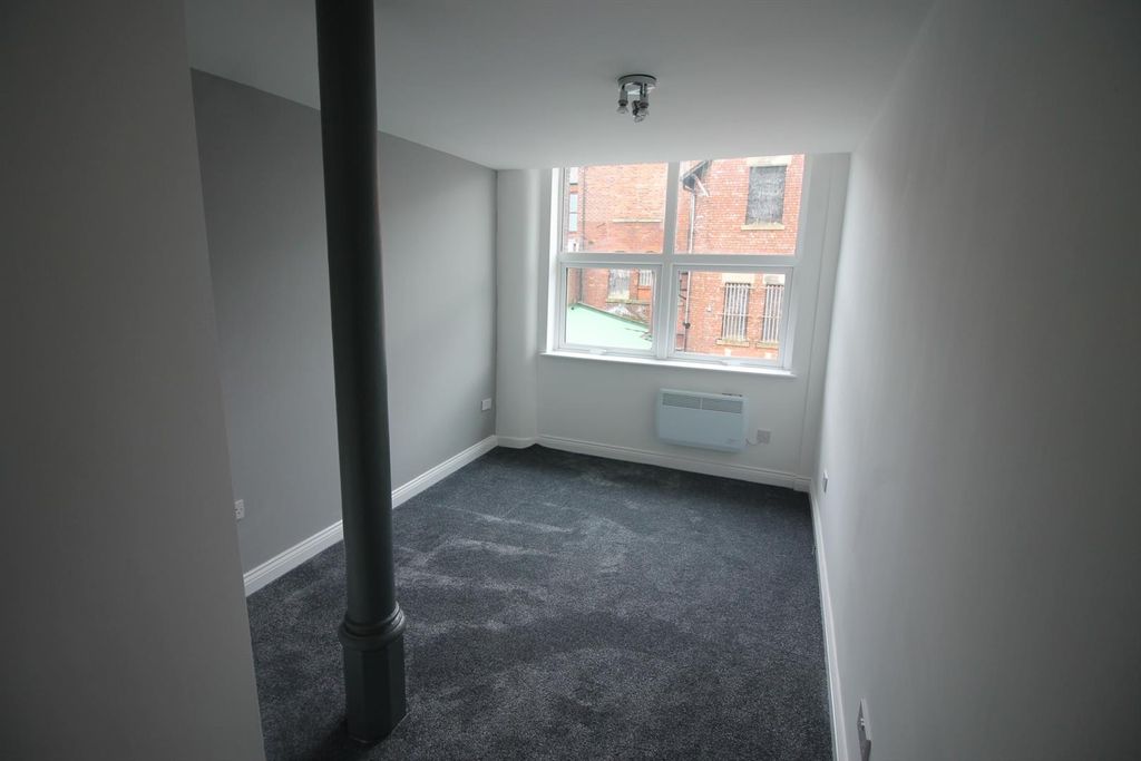 Property photo 3 of 3