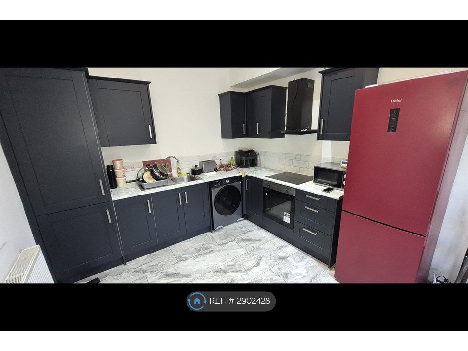 Property photo 1 of 4 New Kitchen