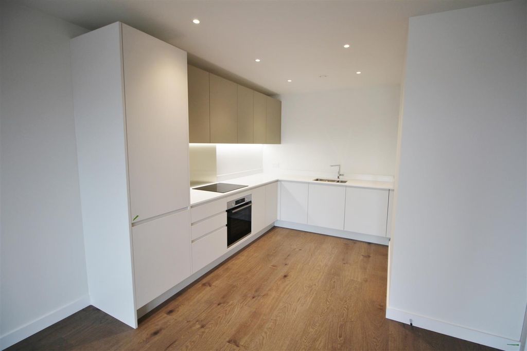 Property photo 2 of 17 Img_4836.Jpg