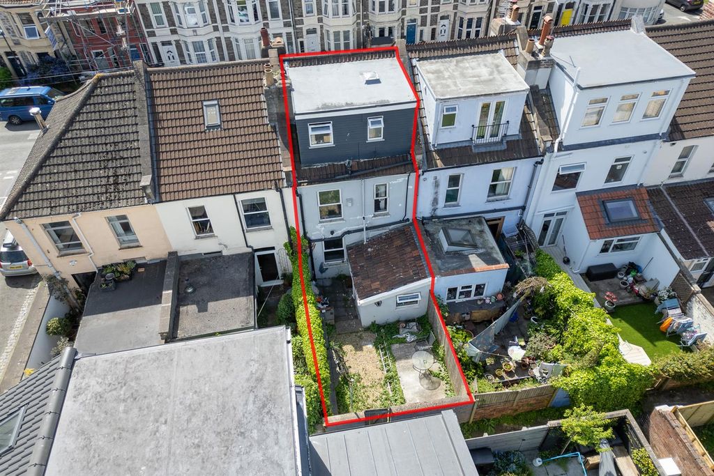 Property photo 2 of 24 30 Westminster Road, Whitehall, Bristol Bs5 9A | F