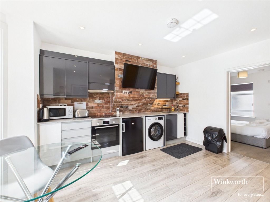 Property photo 2 of 7 Picture No. 05