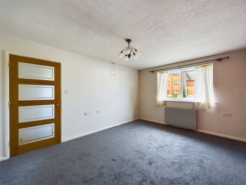 Property photo 3 of 12 Picture No. 05