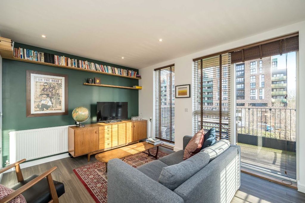 Property photo 1 of 6