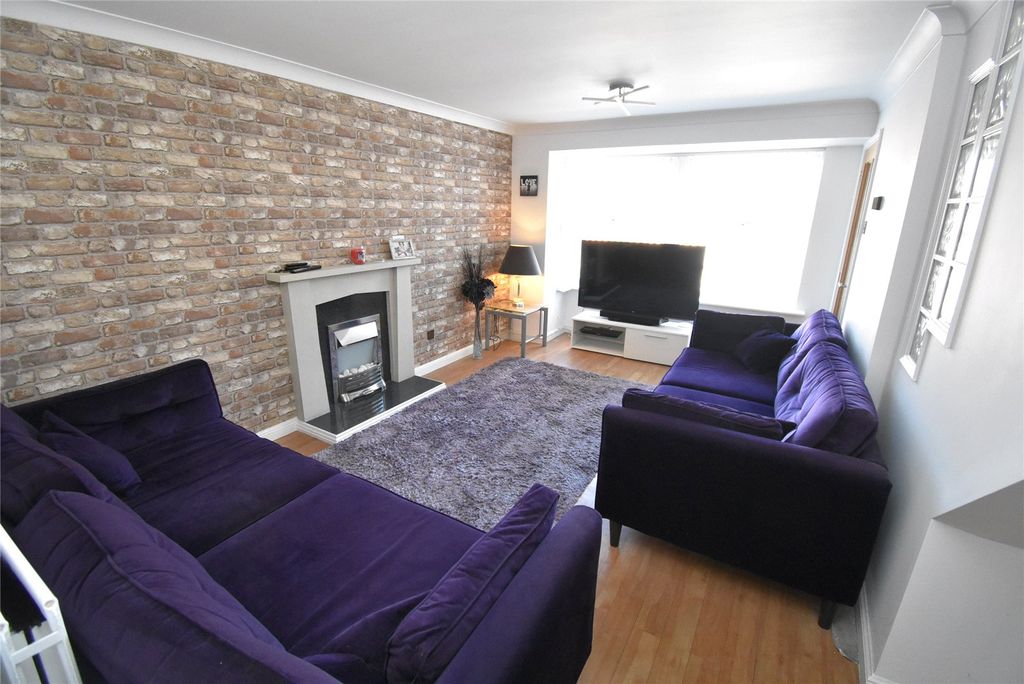 Property photo 2 of 20 Picture No. 09