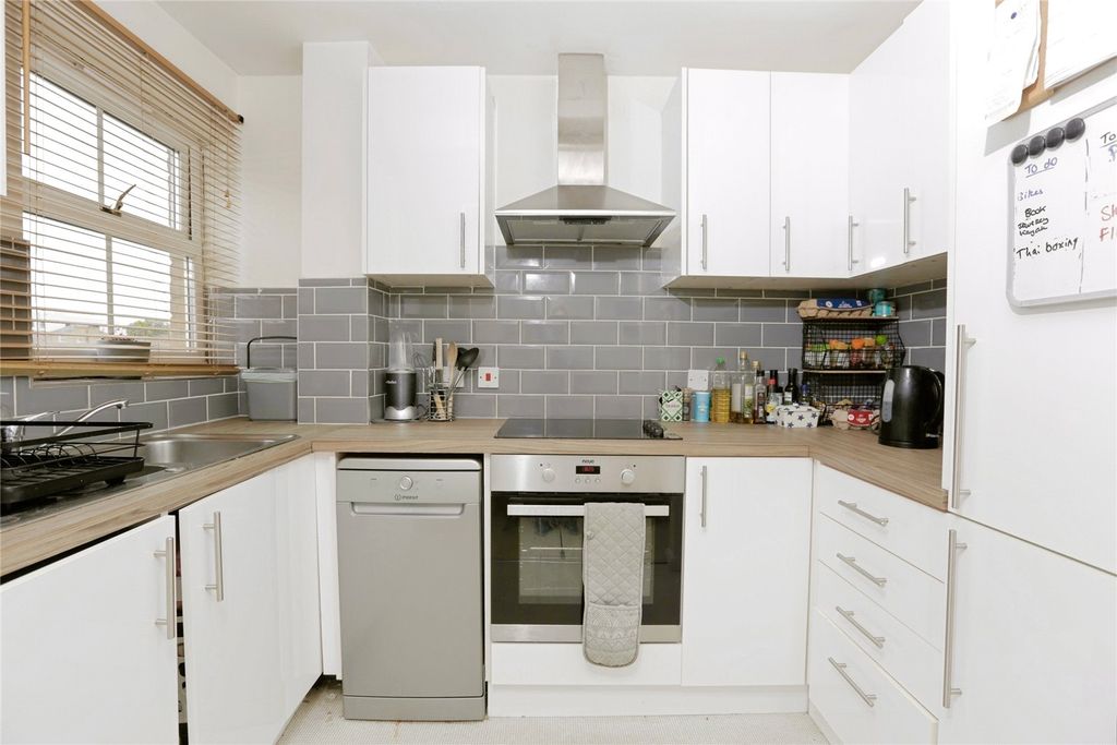 Property photo 3 of 15 Picture No. 62