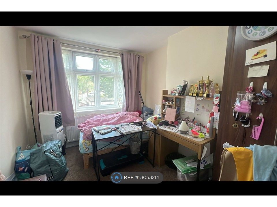 Property photo 3 of 20