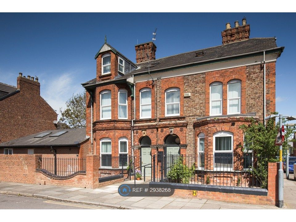 Property photo 2 of 5