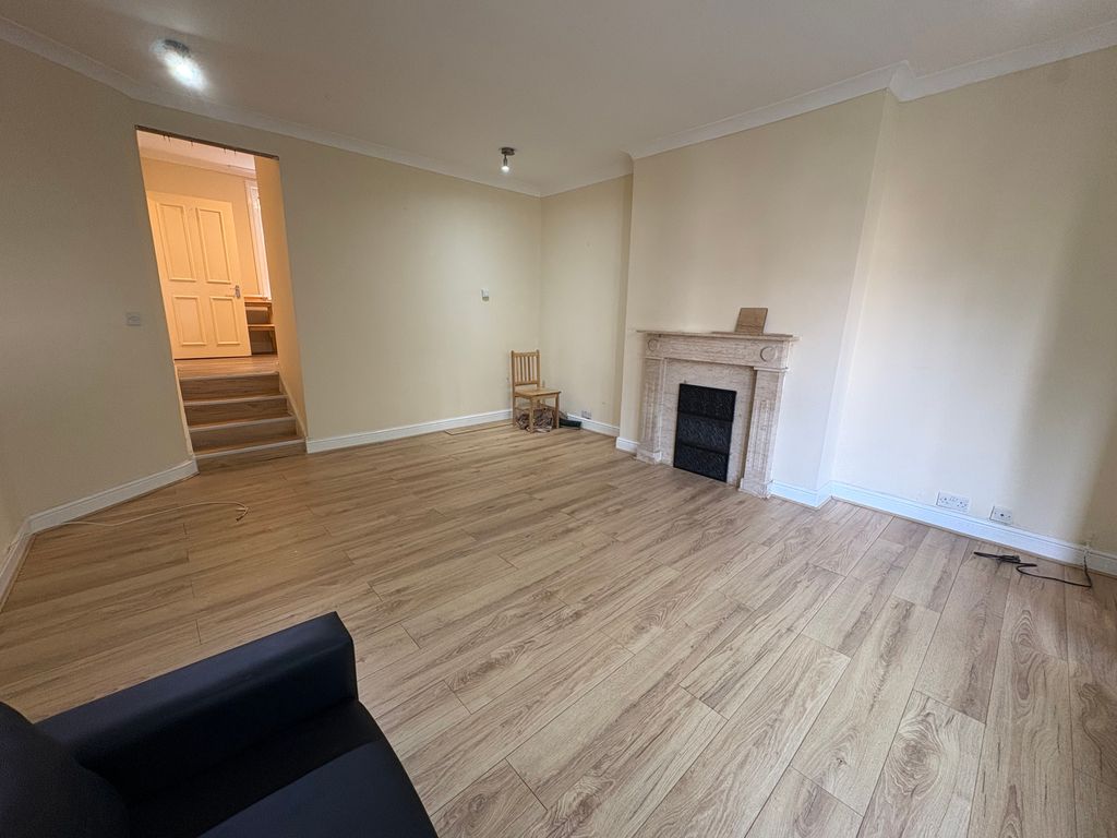 Property photo 3 of 13 Img_5353