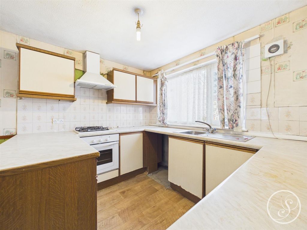 Property photo 2 of 11 Kitchen/Diner