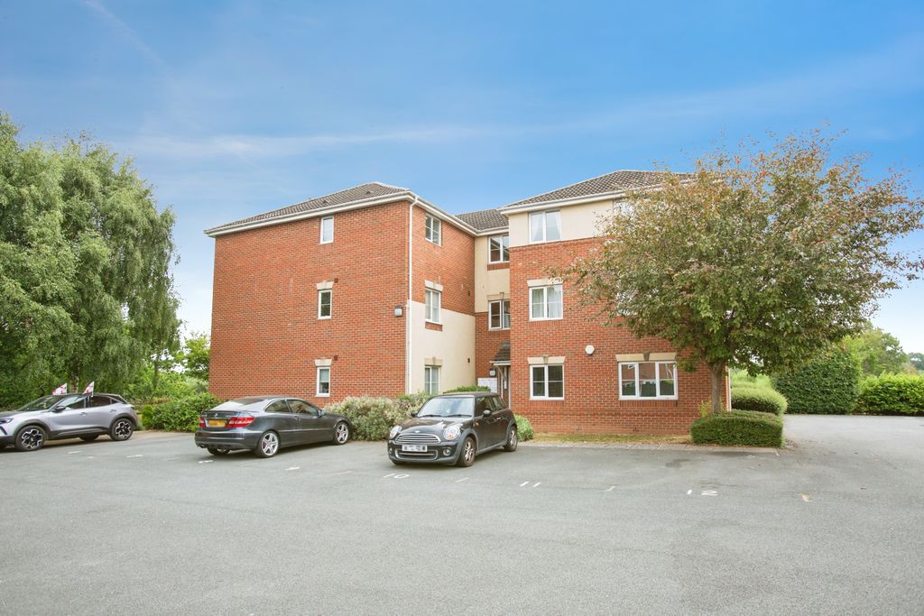 Property photo 1 of 11 69c4c052-Mw26-1156