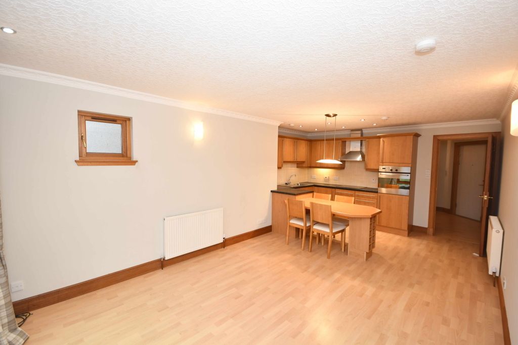 Property photo 3 of 9 Photo