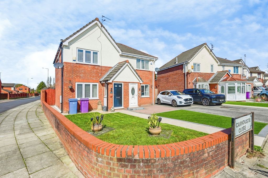 Property photo 1 of 17 Pbox-Img.Jpg