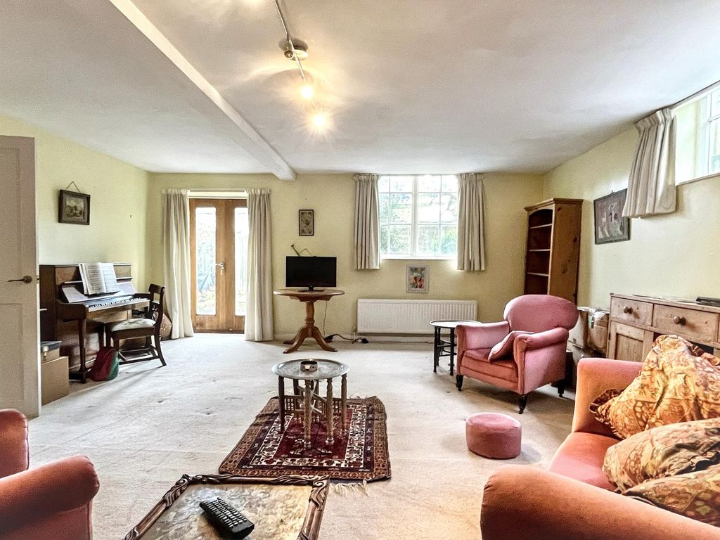 Property photo 3 of 25 Not Specified