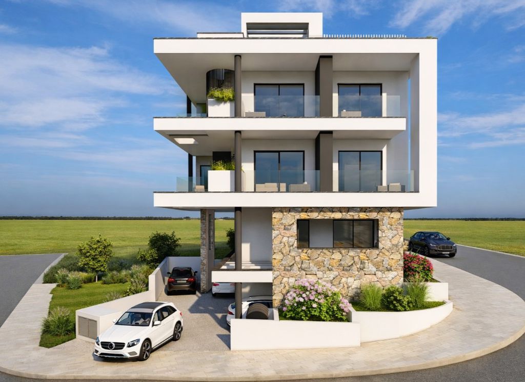 Property photo 3 of 11 Side Of Apartments