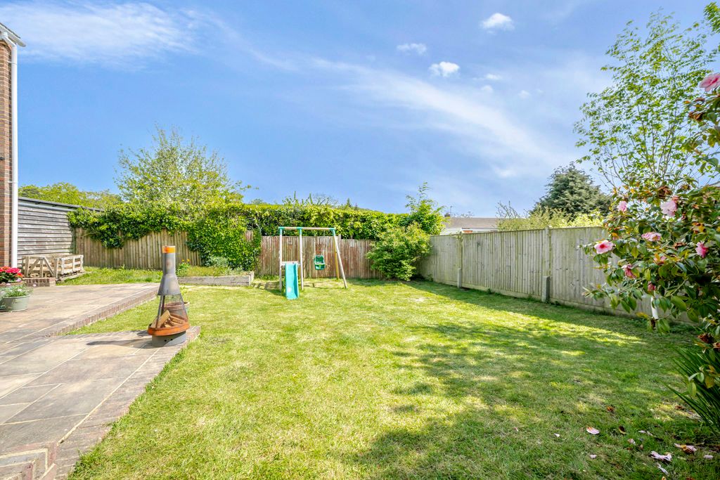 Property photo 3 of 16 Photo 2