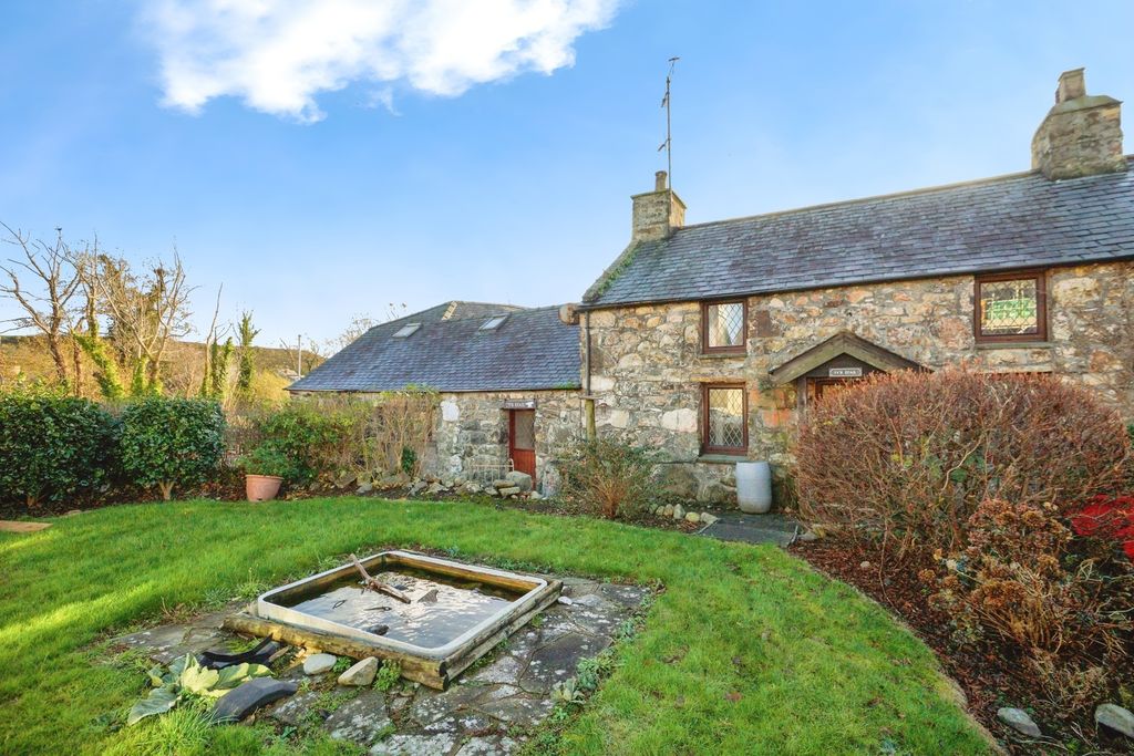 Property photo 2 of 20 Pbox-Img.Jpg