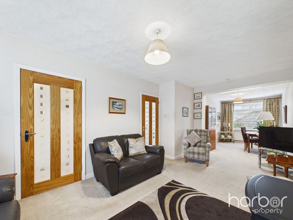 Property photo 3 of 22 5358976