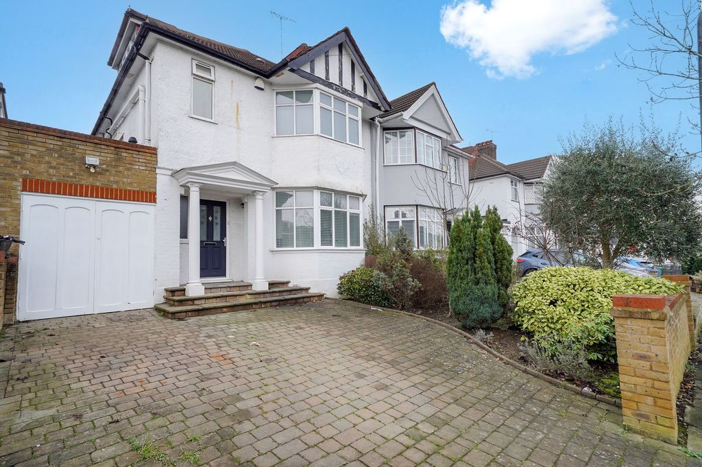 Property photo 1 of 15