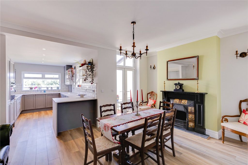 Property photo 3 of 30 Picture No. 25