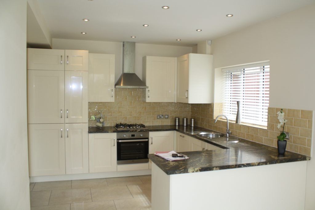 Property photo 2 of 15 Brook 061