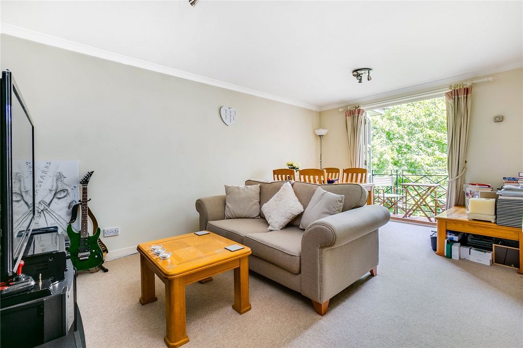 Property photo 2 of 6